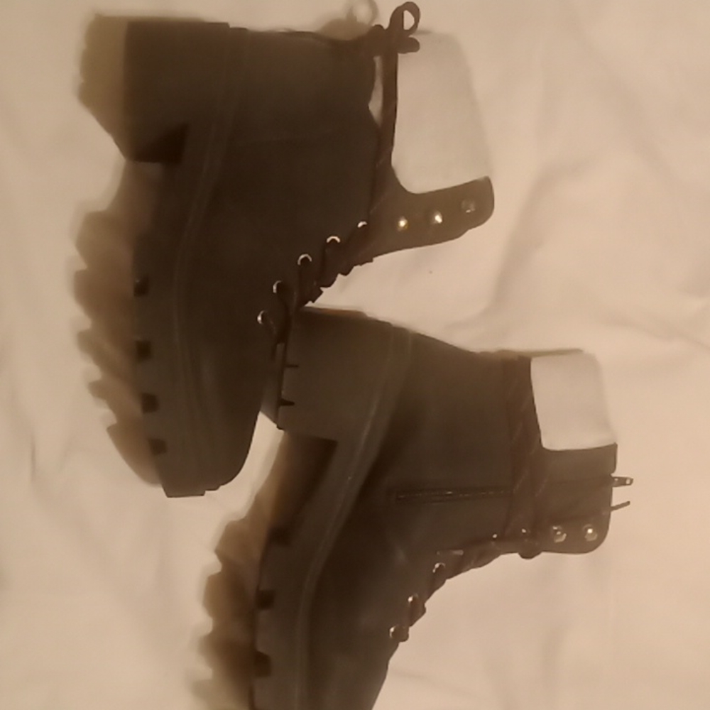 Olivia Miller boots